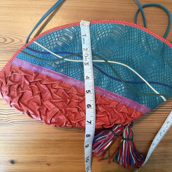 Vtg Carlo Fiori Purse Brightly Colored Snake Leather Crossbody Zip Tassles Italy - Picture 13 of 15